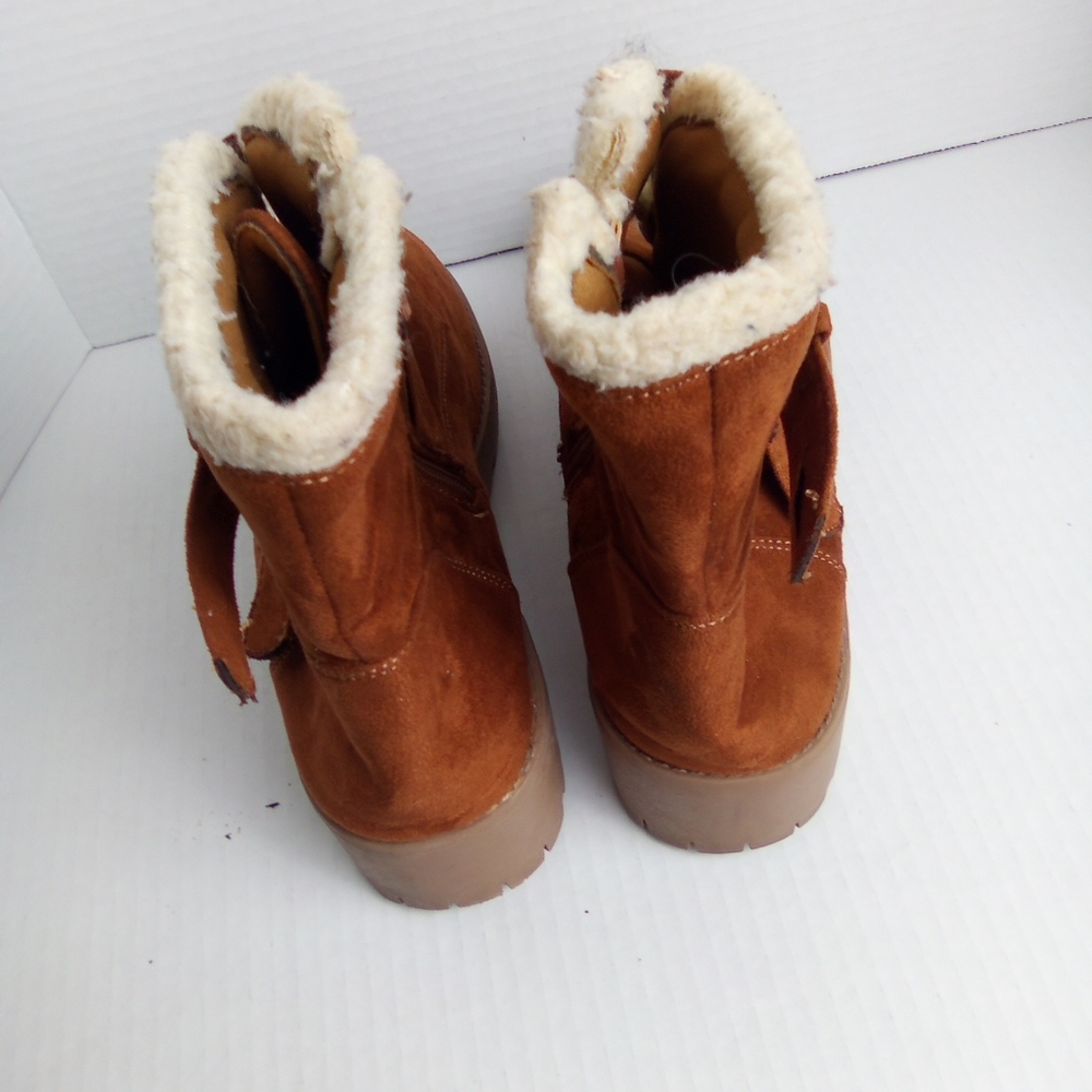 CATHERINE MALANDRINO BOOTS Women's Tan Shearling-Lined Boots SIZE 7.5 - Picture 8 of 8